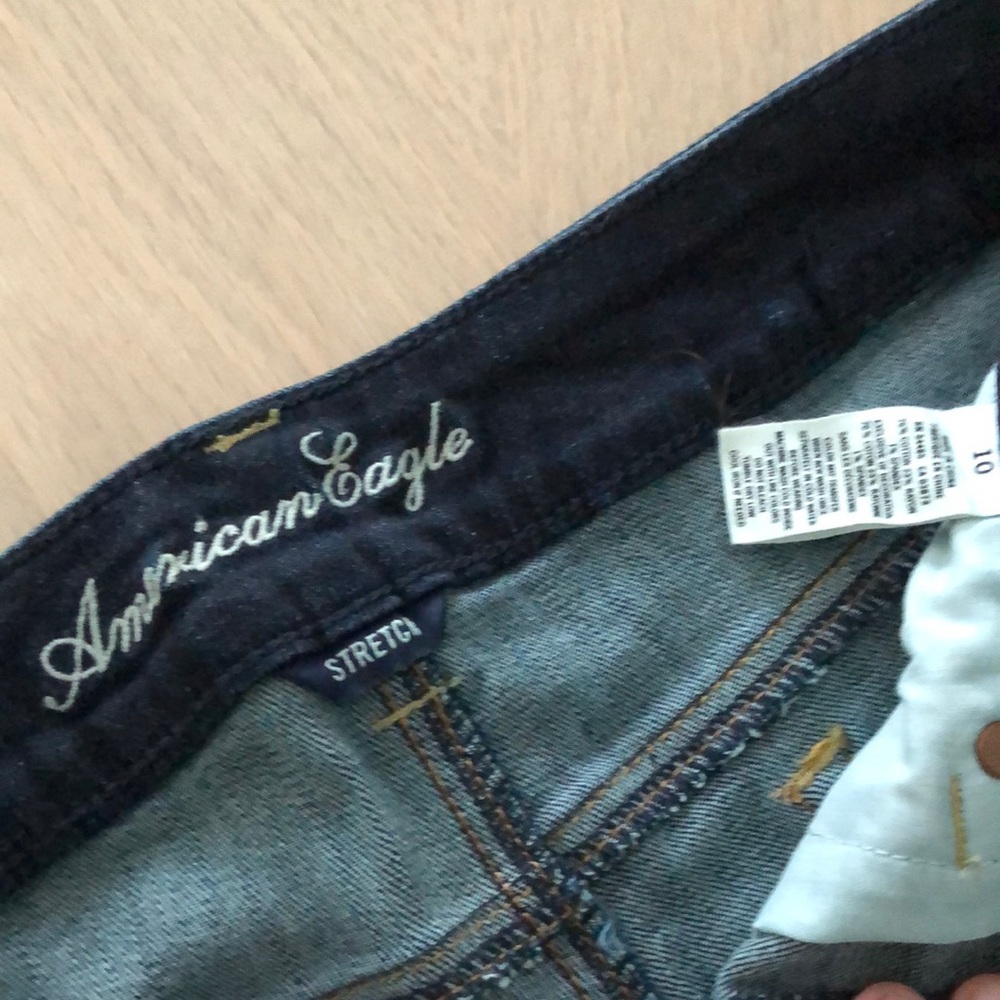 SOLD | American Eagle Jean Shorts - Picture 3 of 3